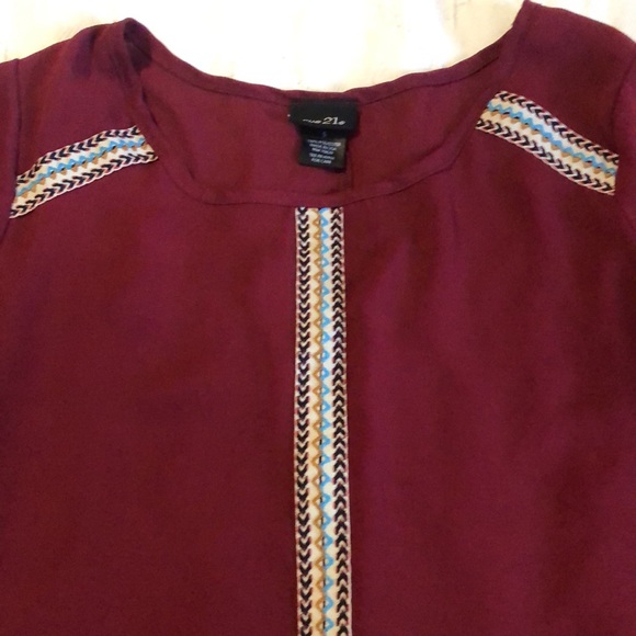 Rue 21 embroidery blouse (S) maroon in color - Picture 3 of 3
